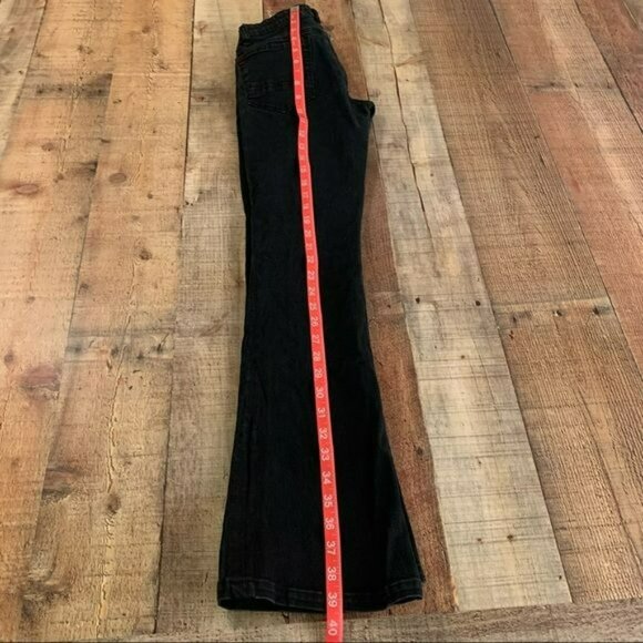 BDG roadie women's size 27 boot cut low rise denim jeans in black - Picture 12 of 13